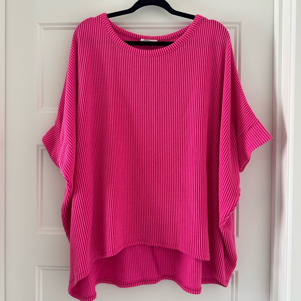 ANDREE BY UNIT Bright Pink Knit Top